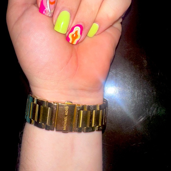 Michael Kors watch - Picture 4 of 4